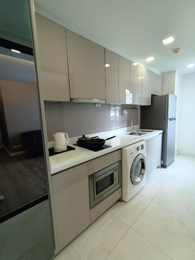 18 Residence Bangkok Exteriör bild